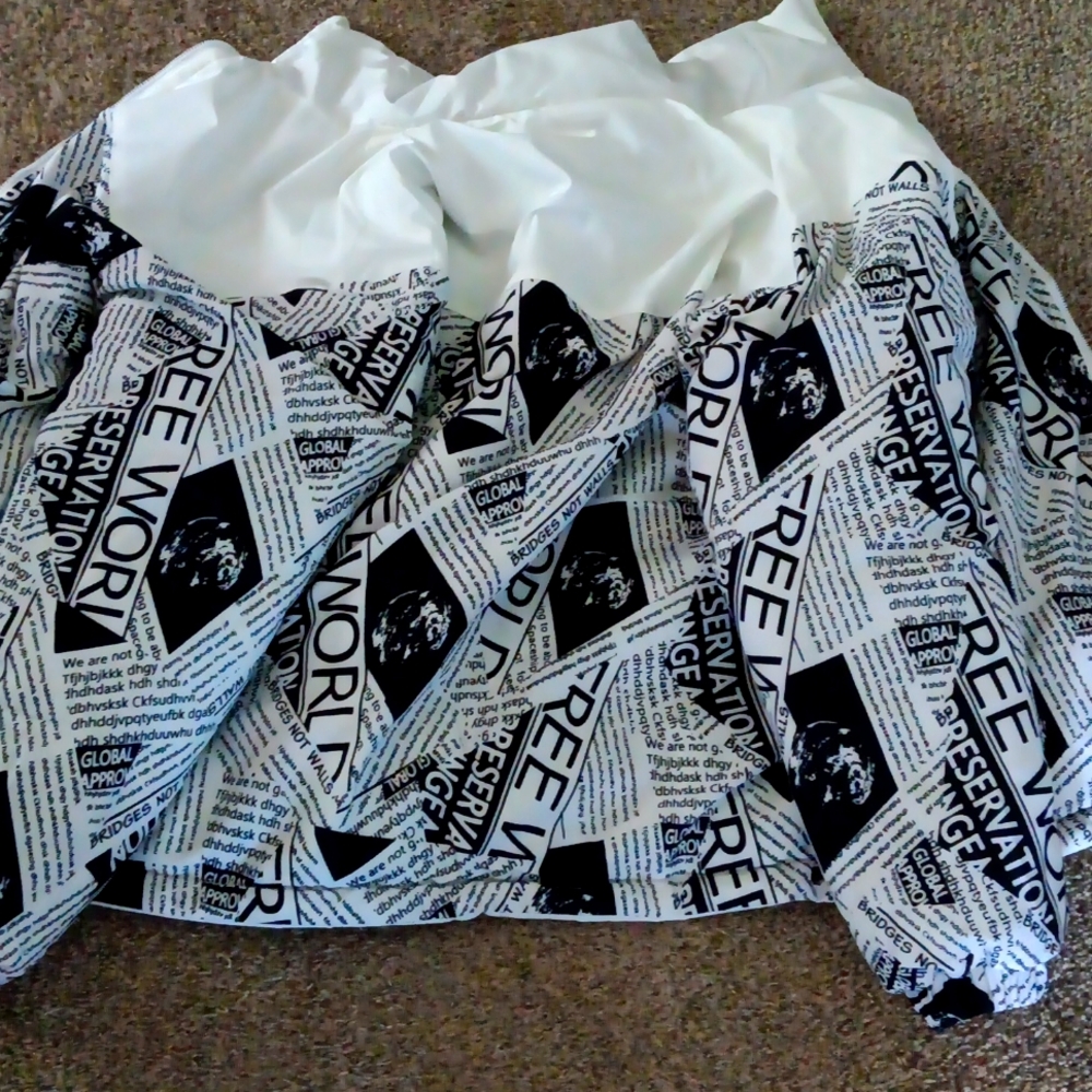 White puffer stylish reversible newsletter coat